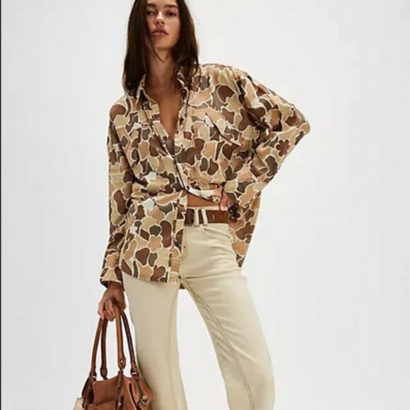 Free People We The Free Hidden Flower Camo Shirt Button Printed Top - Picture 1 of 7